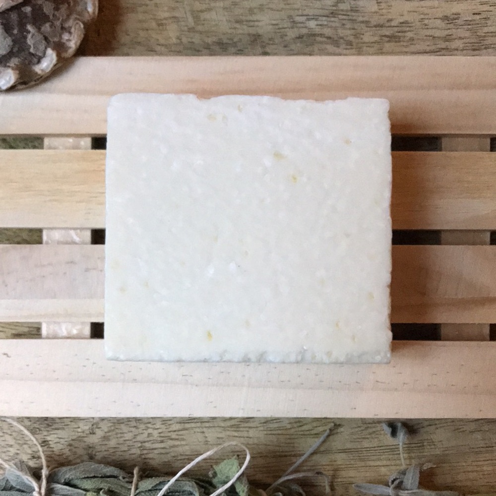 4 oz OATMEAL UNSCENTED  soap Mountain Mom Soap Co Shave Soap Anti aging white - Picture 2 of 9